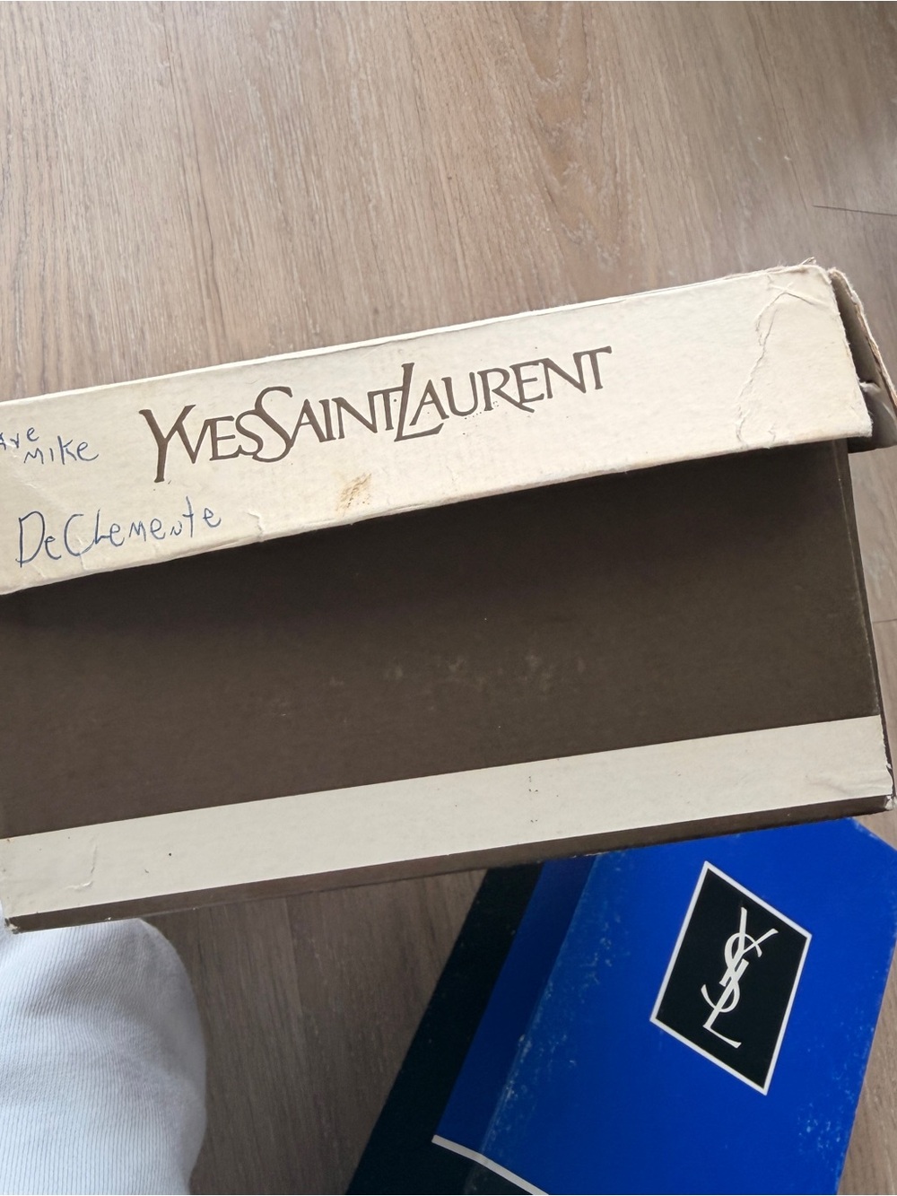 Vintage YSL licorne brown patent leather heels - Picture 11 of 12